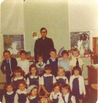 1975 St Nicholas School